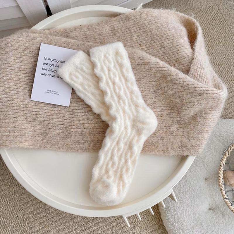 Women s Warm Plush Cable Knit Home & Sleep Socks
