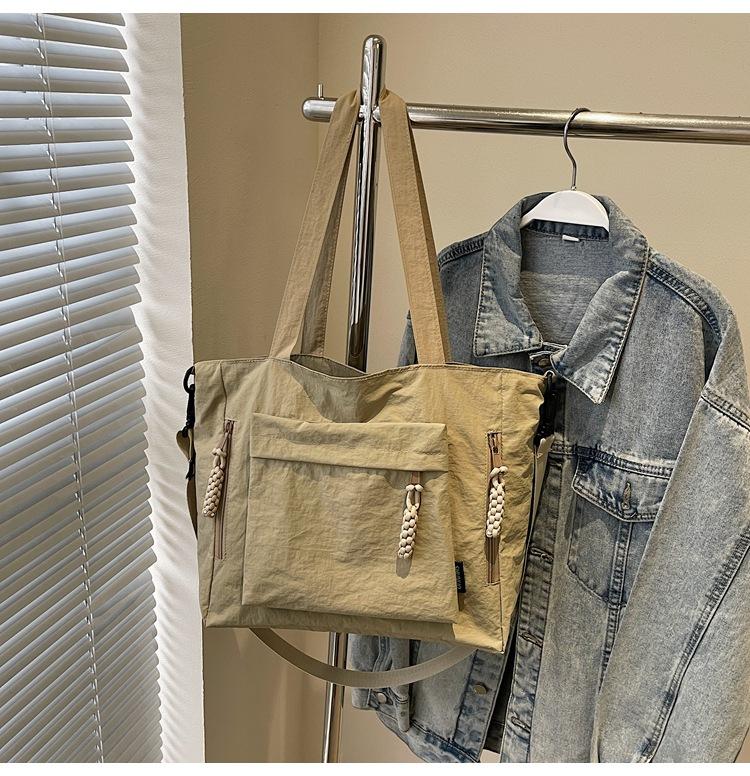 Casual Solid Color Nylon Tote Bag New Large-capacity Commuter Cloth Bag Simple and Lightweight Shoulder Messenger Bag