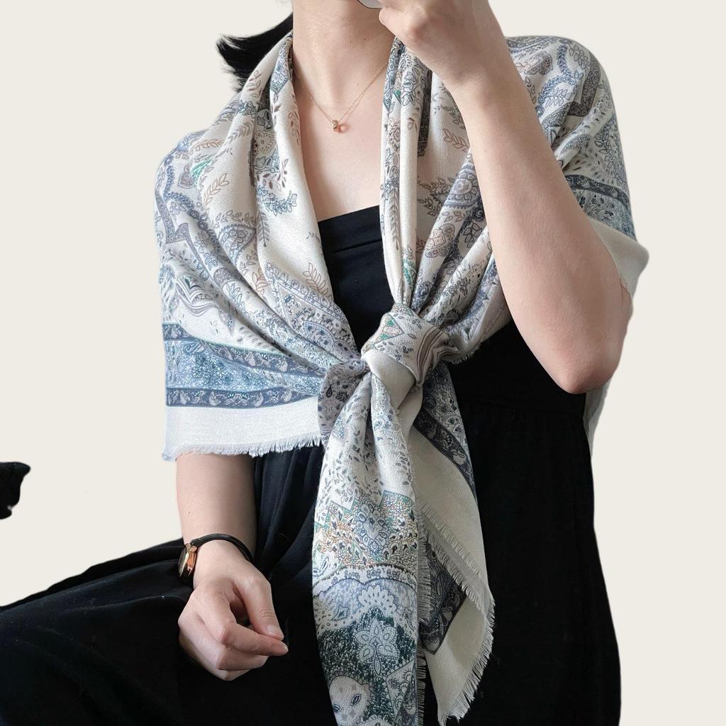 Women's Ethnic Style Cotton-Linen Shawl for Spring/Summer Sun Protection - Yunnan Travel Photography Scarf & Air Conditioned Room Wrap