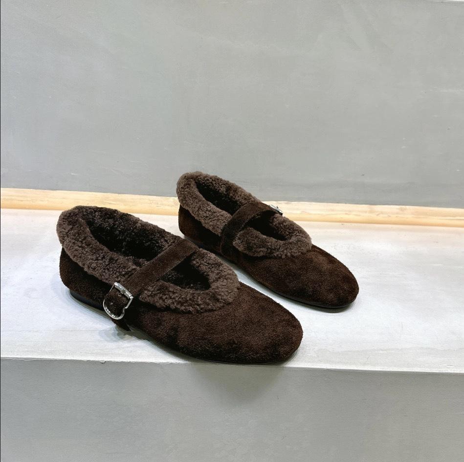 Sheepskin version~ Retro fur integrated shallow mouth word with Mary Jane single shoes women's winter plush flat-soled fluffy shoes