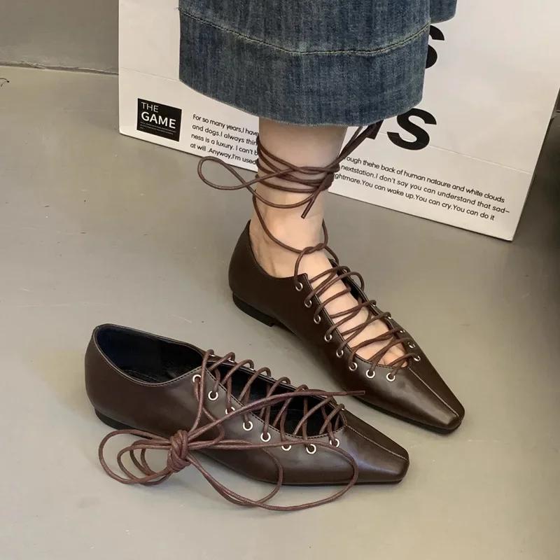 Fashion Fashionable Casual French Style Women's Shoes 2025 New Versatile Shallow British Wind Vintage Small Leather Shoes Cross Strap