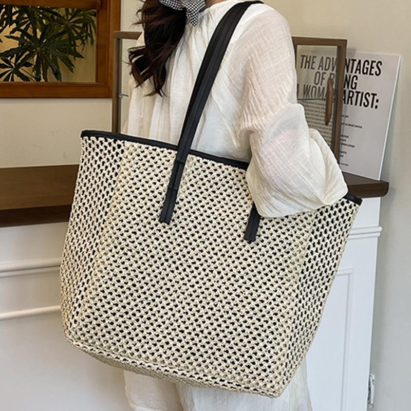Beach vacation travel large-capacity bag women's 2025 summer new shoulder bag straw commuter woven tote bag