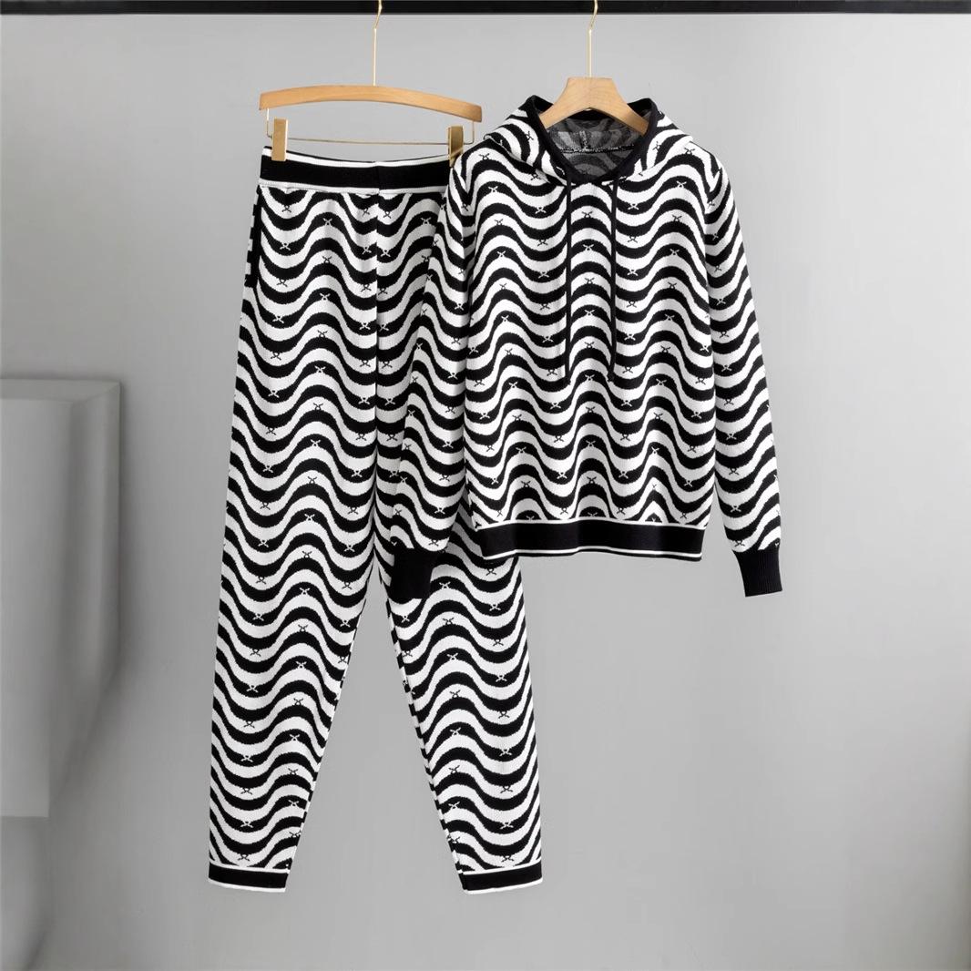 

Women s Hooded Knitted Stripe Sweater & Sweatpants Set One Size хакі
