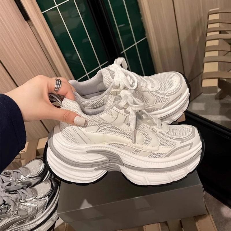 Thick-soled Paris Daddy shoes women's 2025 summer new soft leather mesh small man height increase breathable mesh casual sports shoes