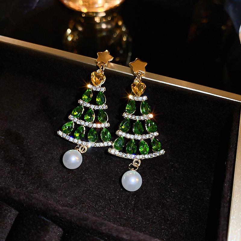 Star-studded Christmas tree imitation pearl fringed silver needle earrings fashion light luxury temperament earrings