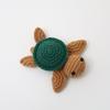 Neues Klassisches und Bequemes Handgefertigtes Garngeflecht Niedlicher Anhänger Häkel Schildkröte für Freunde Kreatives Geschenk Häkelpuppe