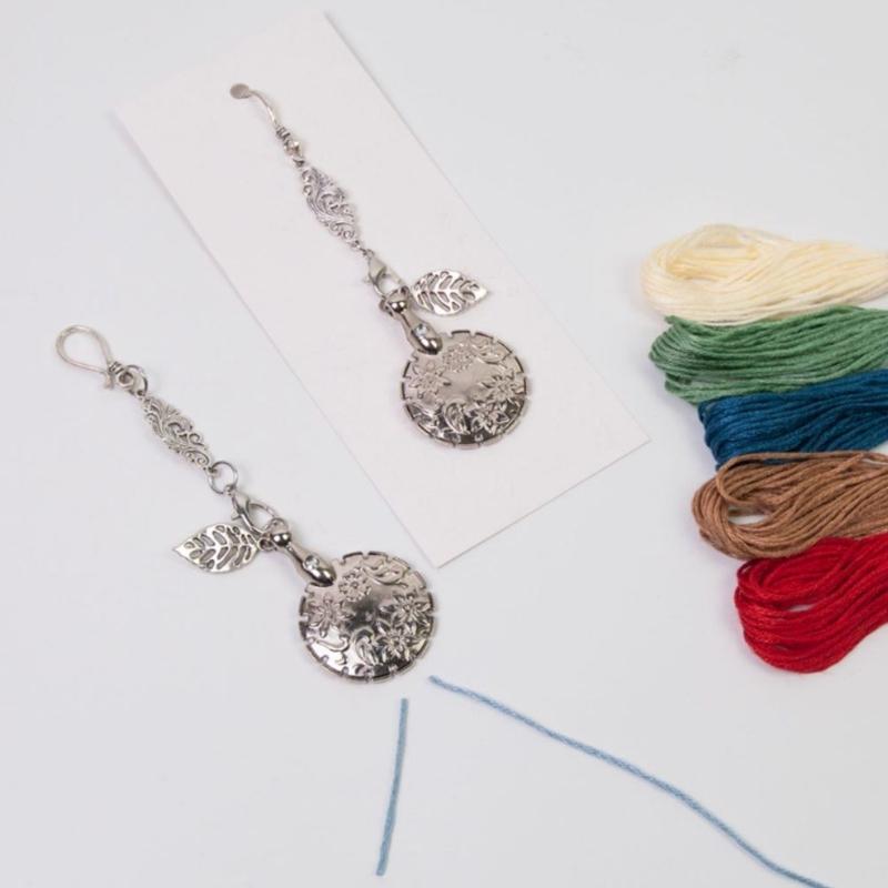 Round Shaped Metal Thread Cutter Pendant Yarn Cutter Sewing Tool Accessories for Professional