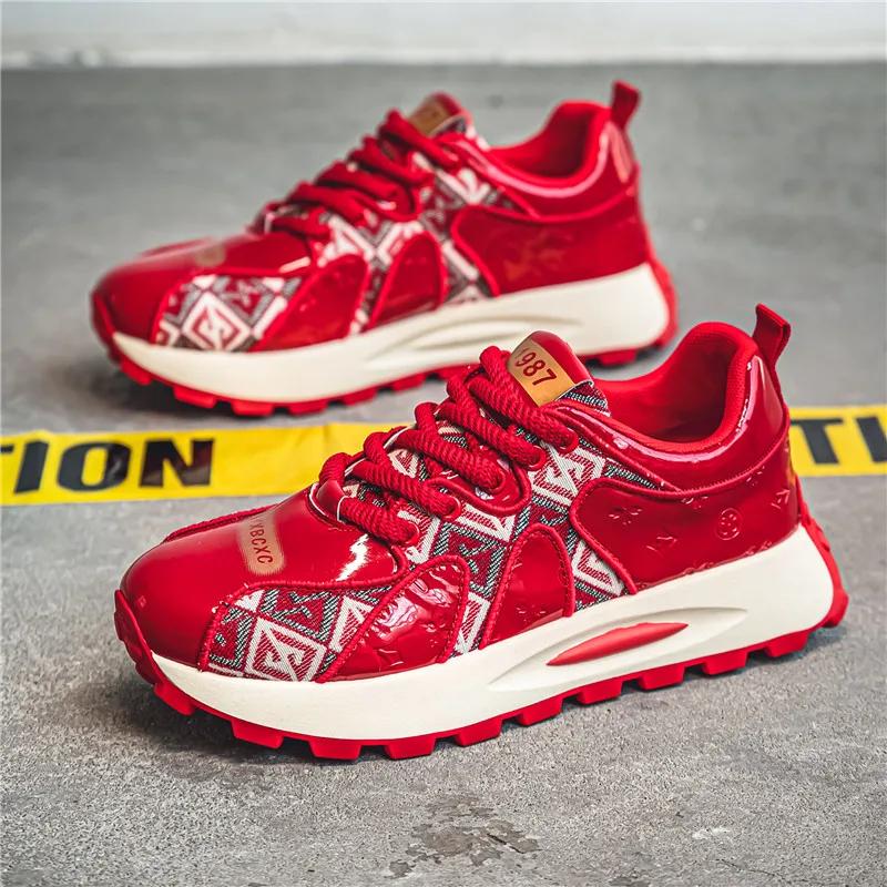 

Новые высококачественные модные мужские туфли для сноуборда, повседневные кожаные мужские туфли на плоской подошве со шнуровкой и толстой подошвой, размер 39-44 39