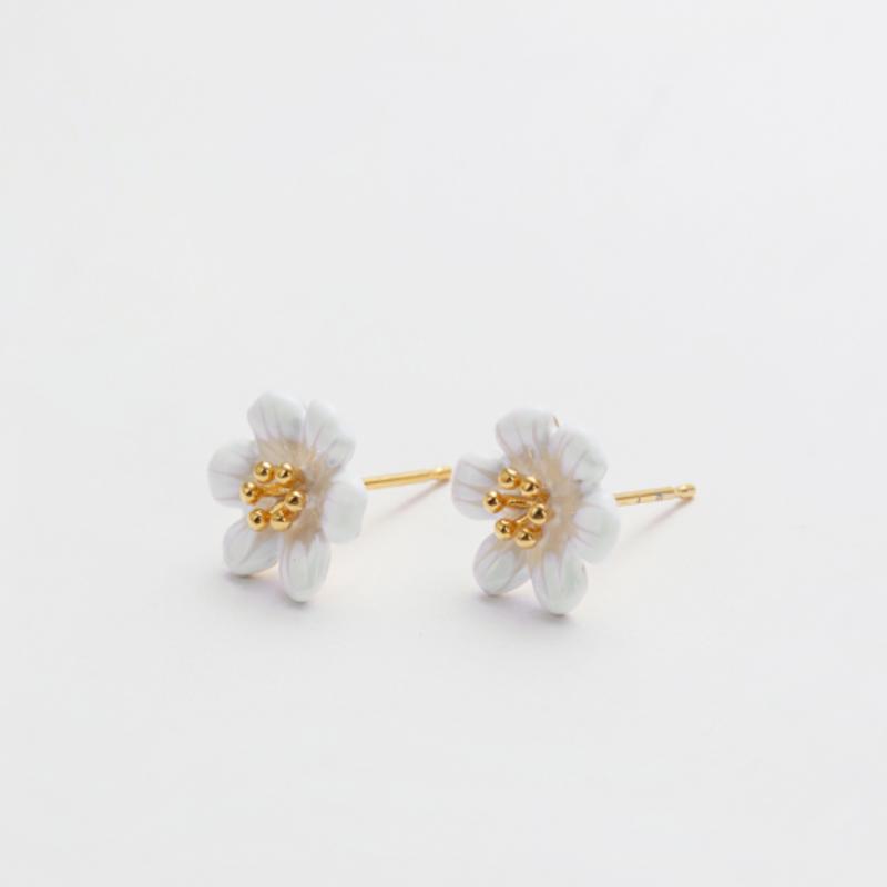 TATIANA CAMELLIA FLOWER EARRING EC1400