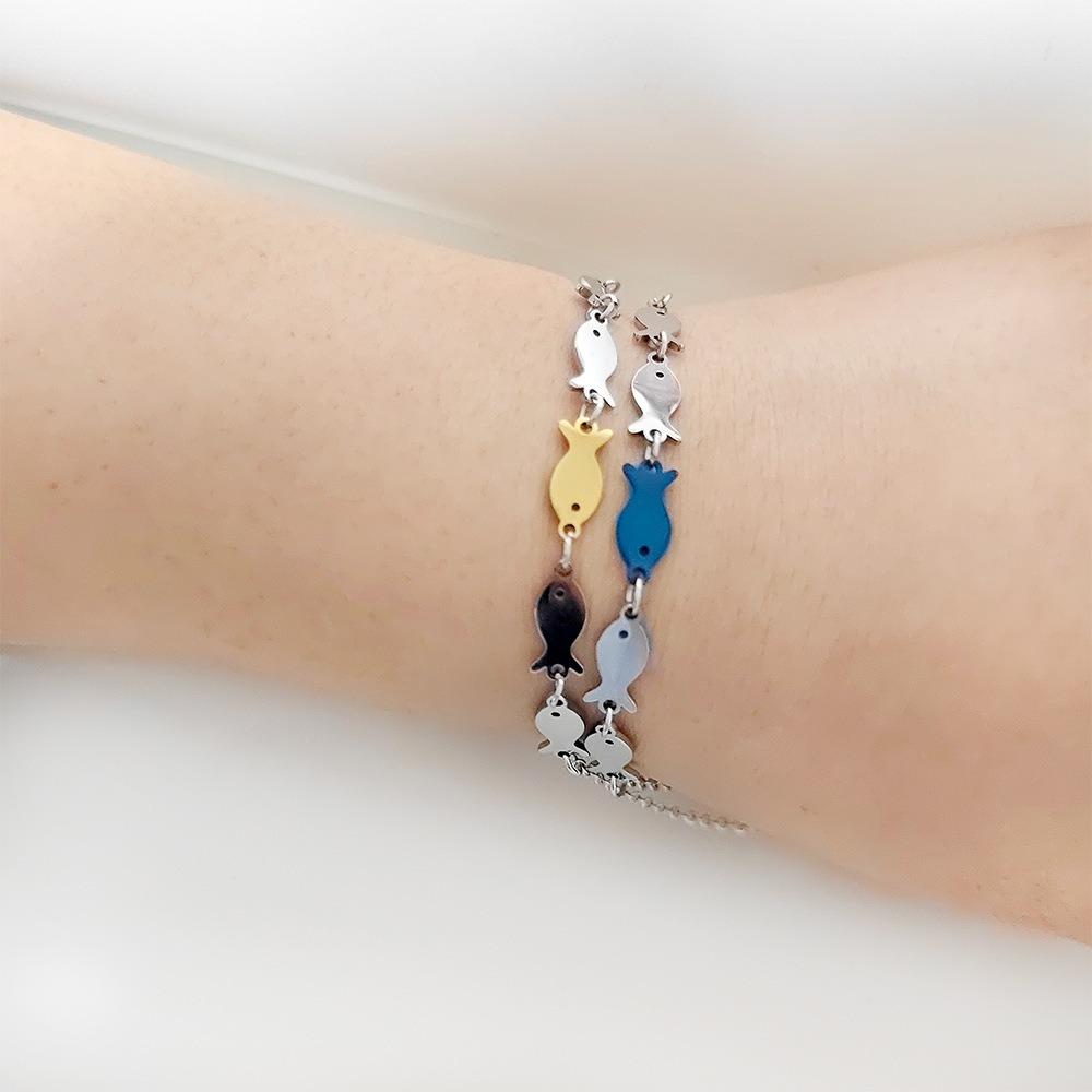 Creatief Ontwerp Vijf Kleine Visscholen Zwemmen Stroomopwaarts Inspirerend Koppel Ketting Armband voor Vrouwen Mannen Roestvrij Staal Sieraden
