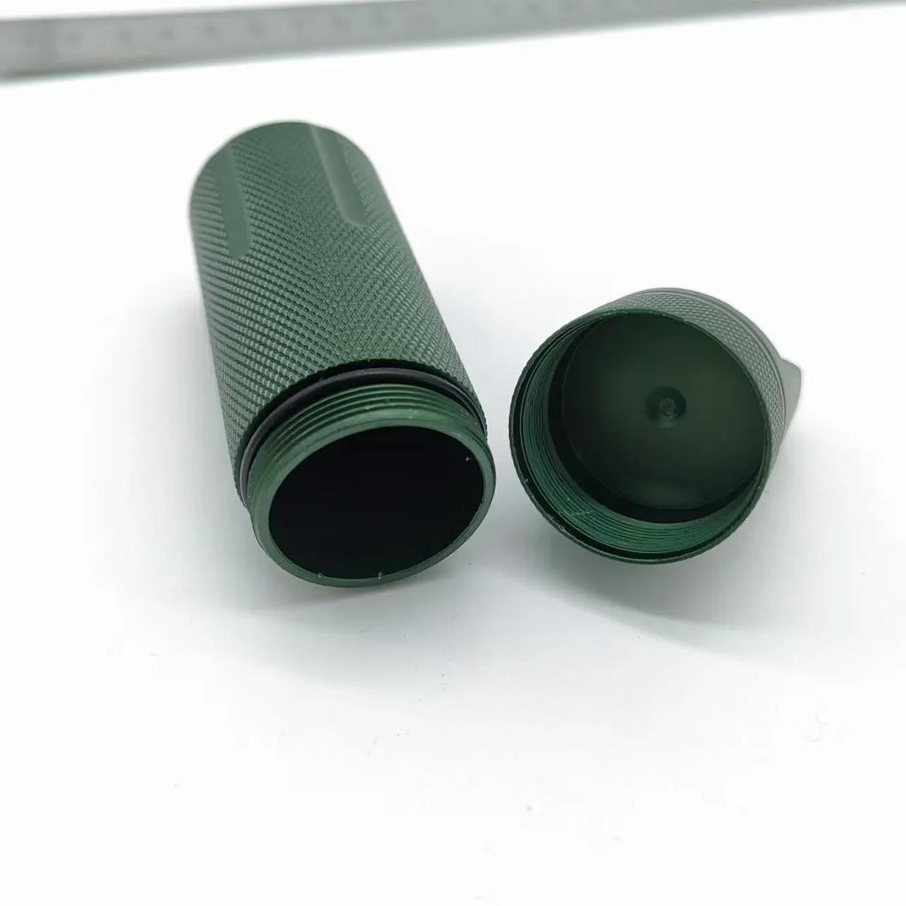 Aluminiumlegierung Luftdichter Pillenbehälter Flasche Tragbarer EDC-Einzelkammer-Kapselhalter für den Außenbereich Wasserdichte Medikamentenbox