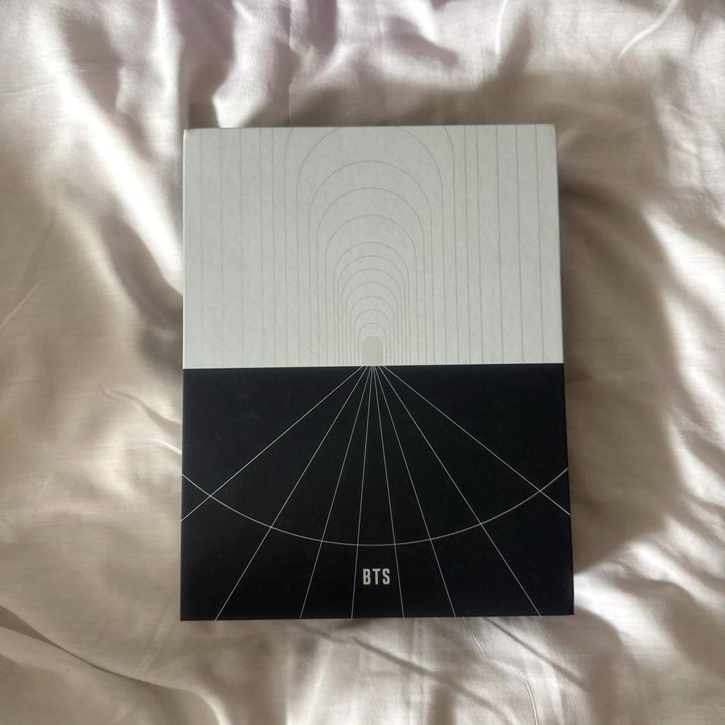 [USED] MAP OF THE SOUL ON:E CONCEPT PHOTOBOOK