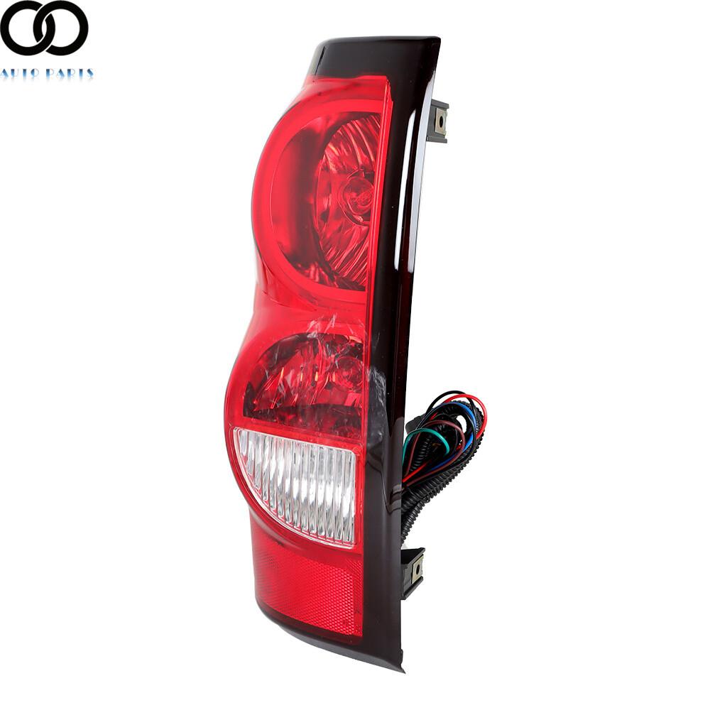 Left Side Driver For 2003-2005 2006 Chevy Silverado Red Tail Light Brake Lamp