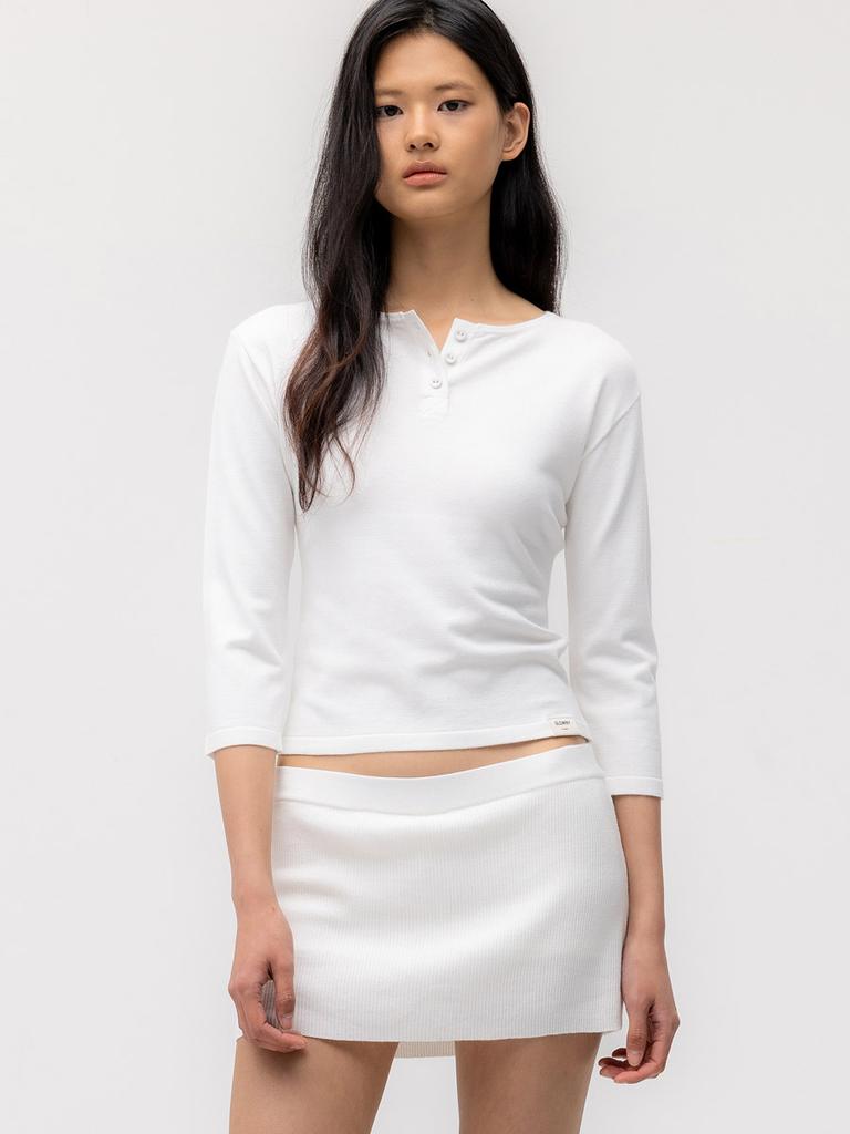 GLOWNY 3/4 Button Fly Knit Tee (White)