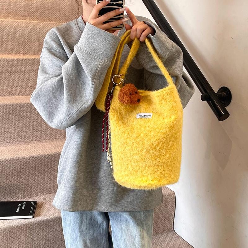 Trendy Street Style Canvas Bucket Bag For Women Spacious With Magnetic Closure