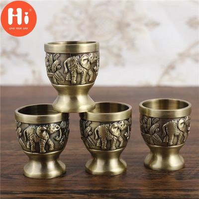 Hallo Nordic Borrelglaasje Kleine Mond Likeur Beker Klassiek Reliëf Gesneden Bloemen Persoonlijkheid Wijnmok Bar Drankgerei