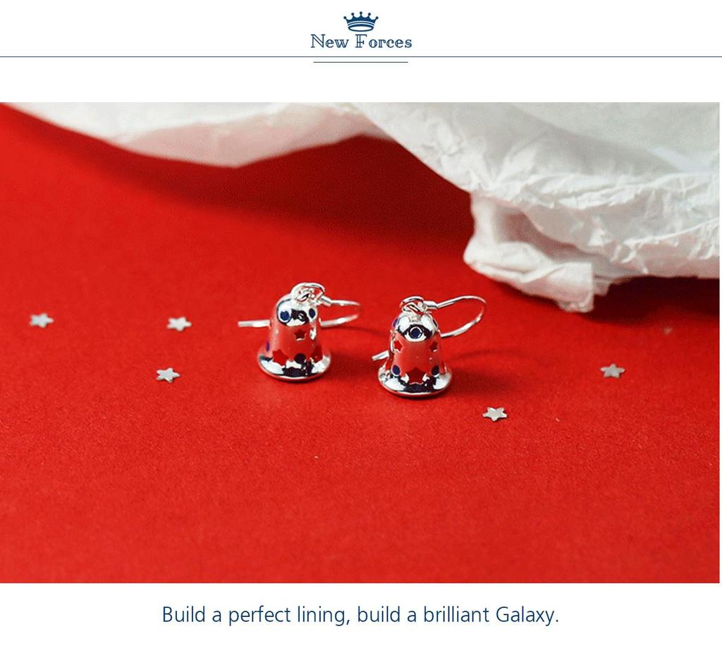 Christmas Bell Stud Earrings: Chic Autumn/Winter Design, Perfect Bestie Gift, Trendy Women's Fashion.