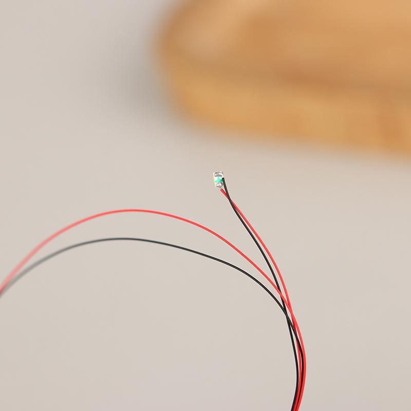 10 Peças 0805 LED Piscante Lâmpada SMD Micro Fio Litz LED Pré-Soldado Chip Com Fio 30Cm 3V Modelo Ferroviário Brinquedo Luz DIY Cabos