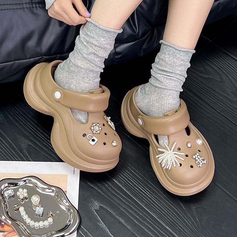 Height-increasing Hole Shoes Women's Summer Wear Non-slip Bear Pearl Flower Bag Head Hole Shoes Two-color Thick-soled Cool Slippers