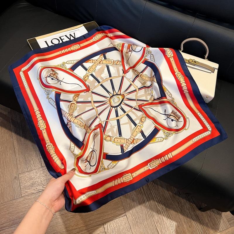 New silk scarf women's fashion versatile high-end small square scarf Korean version neck protection scarf spring and autumn retro scarf binding bag