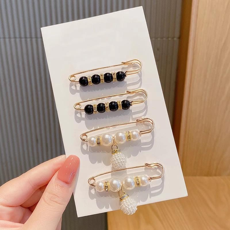 Women's Adjustable Pearl Safety Pin for Waist-Cinching and Neckline Fixing