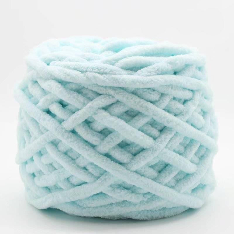Bulky Roving Wool Thread For Knitting Cozy Warm Accessories And Thick Apparel