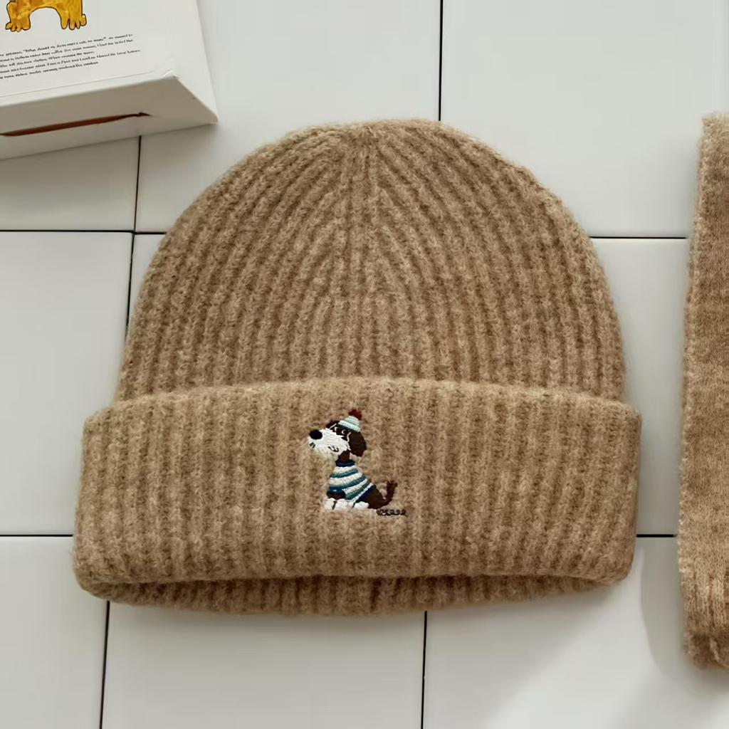 Puppy Embroidered Scarf, Hat, Headgear, Female Autumn and Winter Warm Face Small Knitted Wool Hat Outdoor Leisure