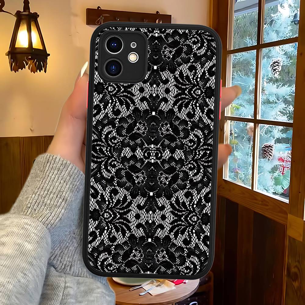 Black Lace Pattern Personalized Mobile Phone Case For IPhone 16 15 14 13 12 11 Pro Max 7 8 6 6s Plus Matte Cover