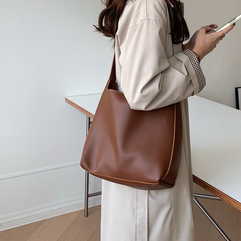 Versatile ins large-capacity bag women's 2025 new lazy wind bucket bag retro shoulder messenger bag tote bag