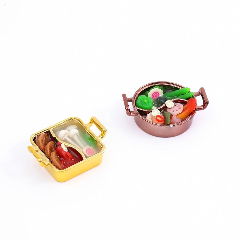 1PC Mini Hot Pot Pendant Simulation Food Hot Pot Model Creative Simulation Toy Bag Pendant Gift Home Decoration