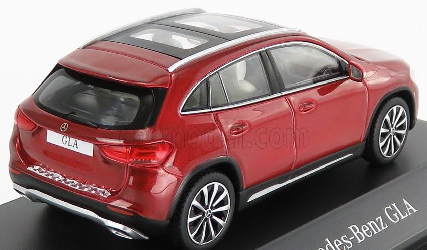 Spark Mercedes-Benz GLA Diecast Car 1/43 Scale (H247) 2020 (Patagonia Red) [Parallel Import]