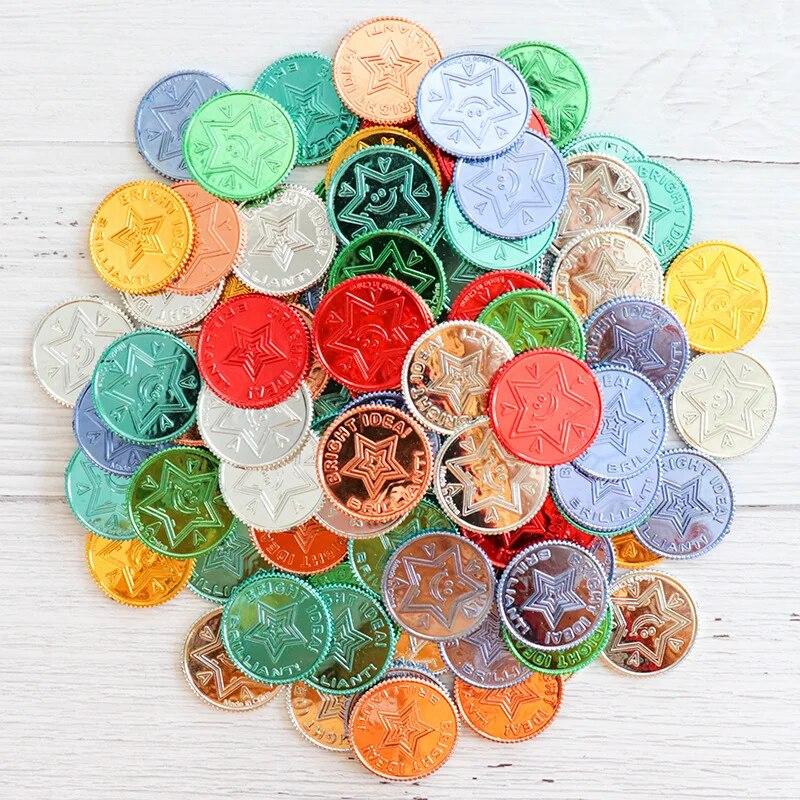 100pcs Christmas Event Game Treasure Pirate Gold Coin Seven Color Lucky Coin Wish Plastic Gold Coin Props for Wedding Party Deco