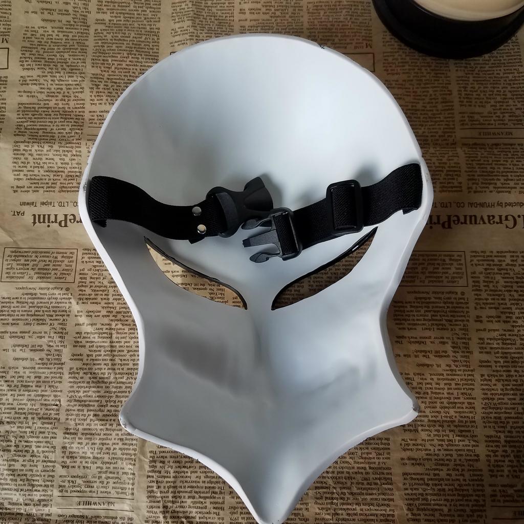 Halloween Horror Grim Reaper Mask Kurosaki Ichigo Virtual Full-Face Mask Anime Men's Gundam Figure White Model