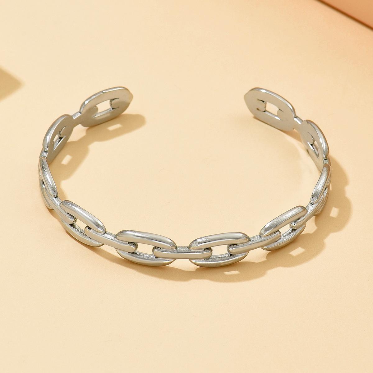 Simple Geometric Chain Open Stainless Steel Bracelet with 18K Gold Plating