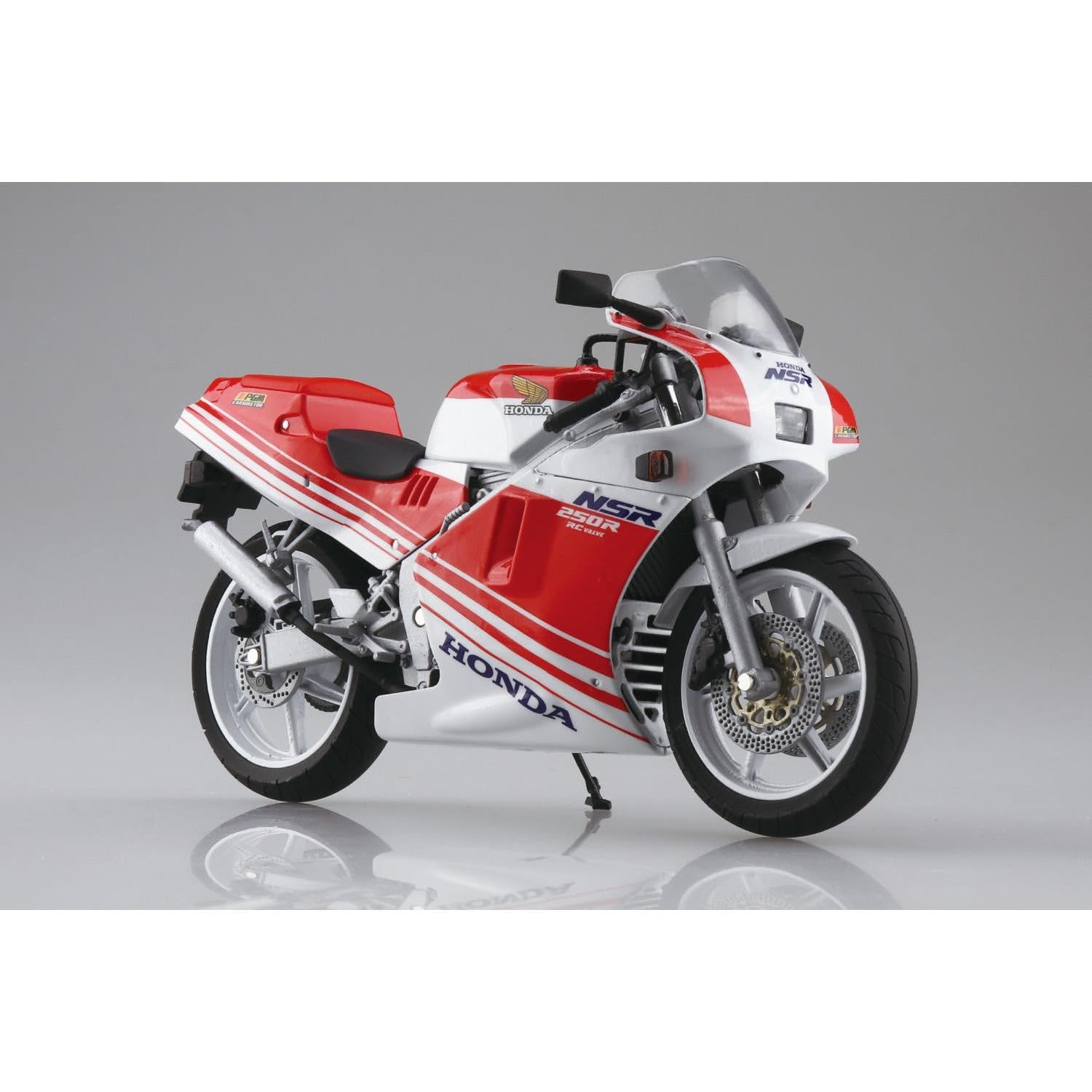 

Aoshima Bunka Kyozai (AOSHIMA) Skynet 1/12 Scale Complete Motorcycle Honda NSR250R 88 Fighting Red/Ross White