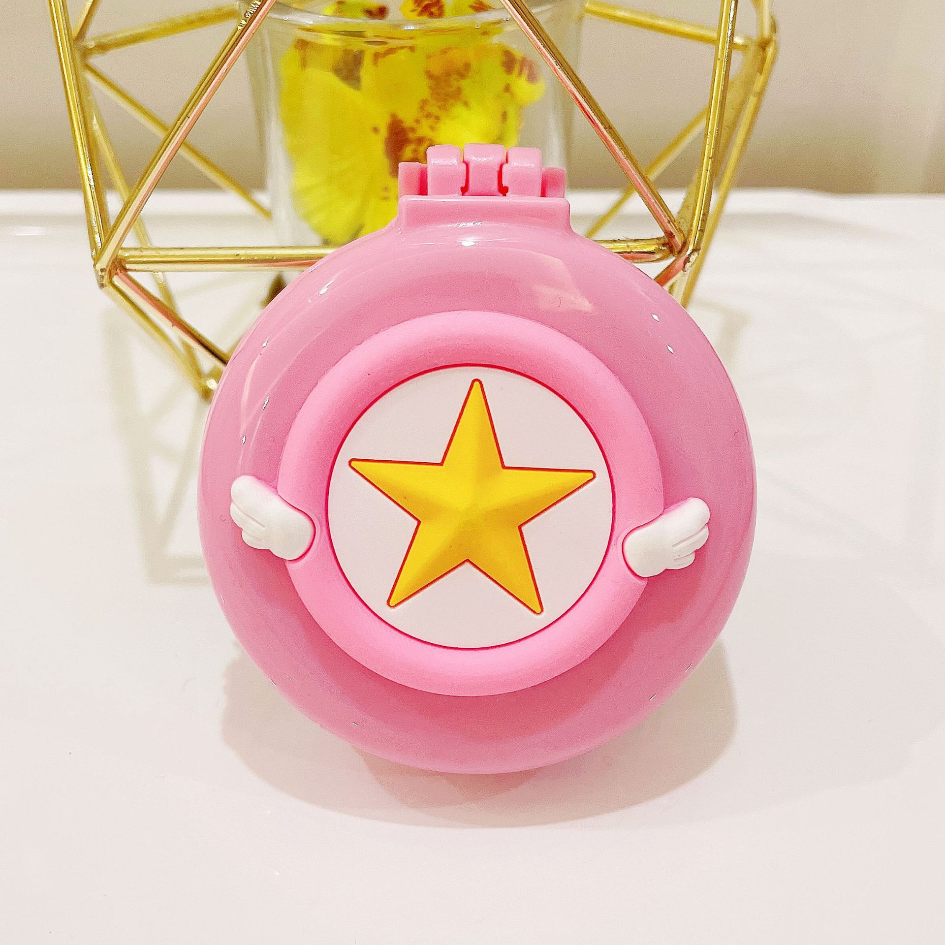 

Милий мультиплікаційний складаний гребінець з косметичним дзеркалом для дівчаток Масажна повітряна подушка Портативний гребінець Діти одягаються Макіяж Іграшки Подарунки