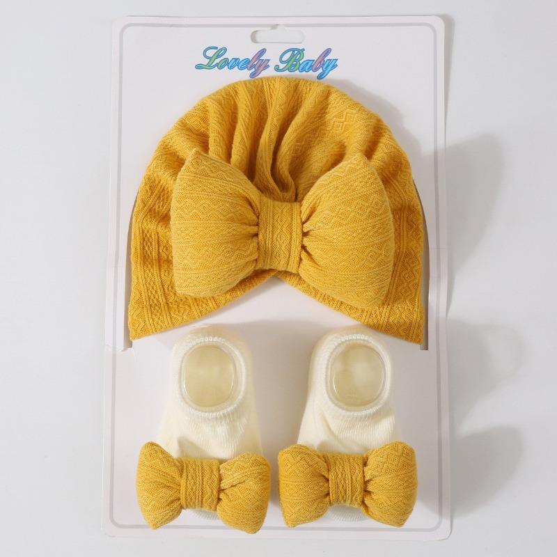 Newborn Knitted Cotton-filled Big Bow + Knitted Socks Set Baby Hat Headscarf Hat Wind