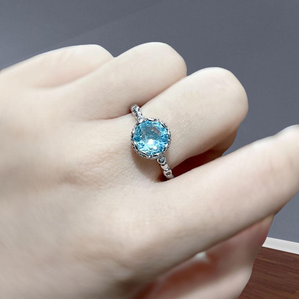 European & American Ladies' Copper Ring with Manually Inlaid Cubic Zirconia & Creative Topaz Design