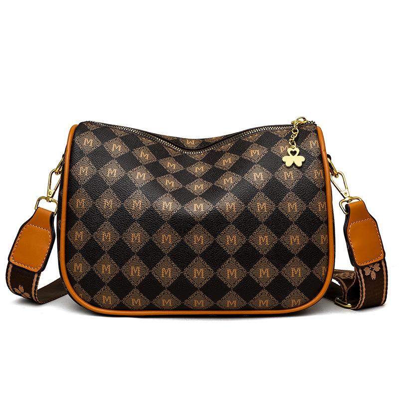 

Autumn retro bag shoulder messenger bag