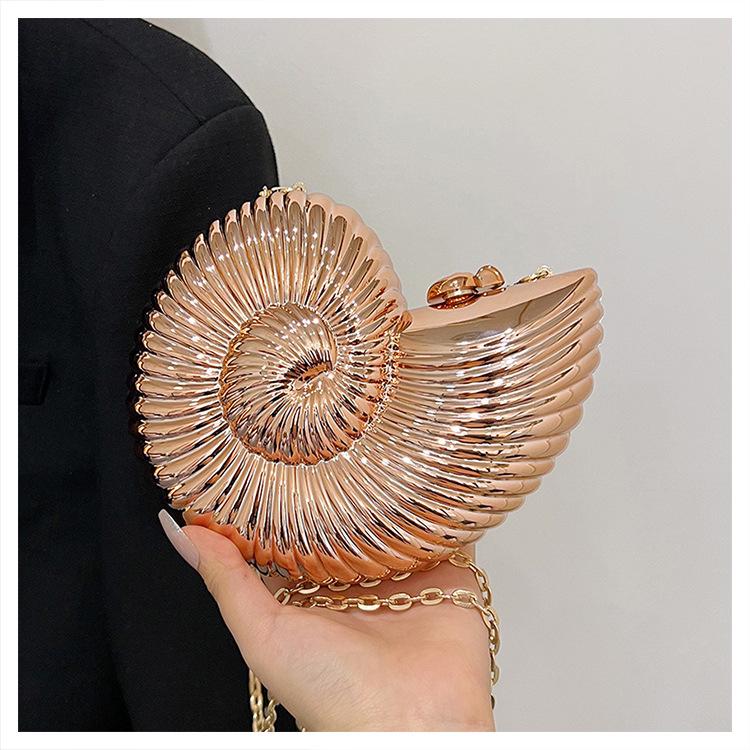 Seashell-Shaped Women's Evening Crossbody Bag - 2024 Summer Trend