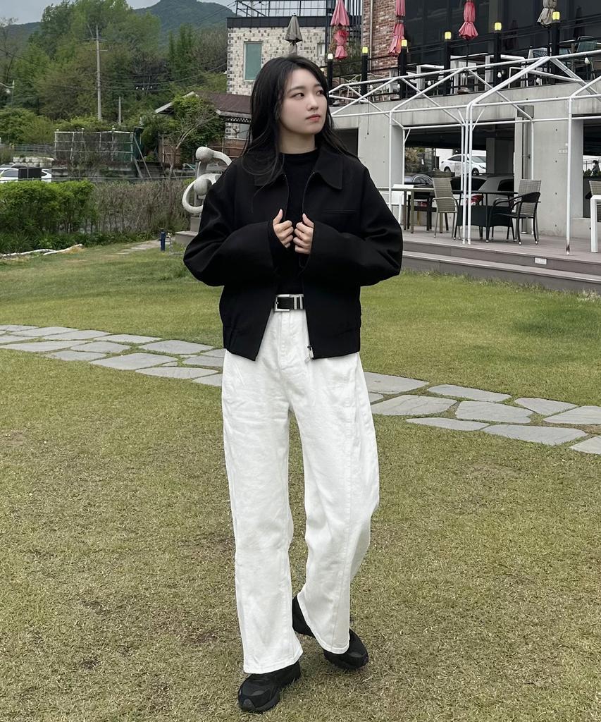 Jikeulib White Curved Cut-Line Wide Cotton Pants