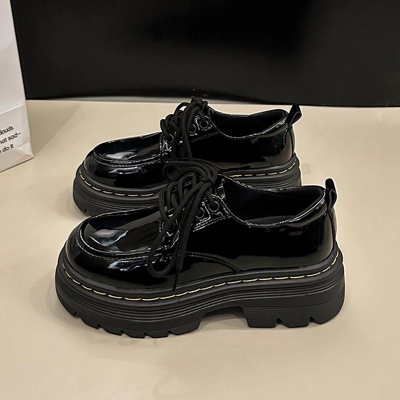 Fashion All-Match British Style Womens Derby Shoes Clogs Platform Autumn Loafers With Fur Female Footwear Preppy Leather New Creepers Fa