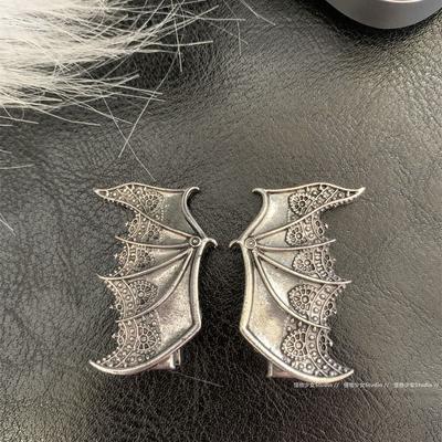 1 Pair Gothic Bat Wing Hair Clip - Punk Y2K Side Clip for Fringe, Dark Sweet Style