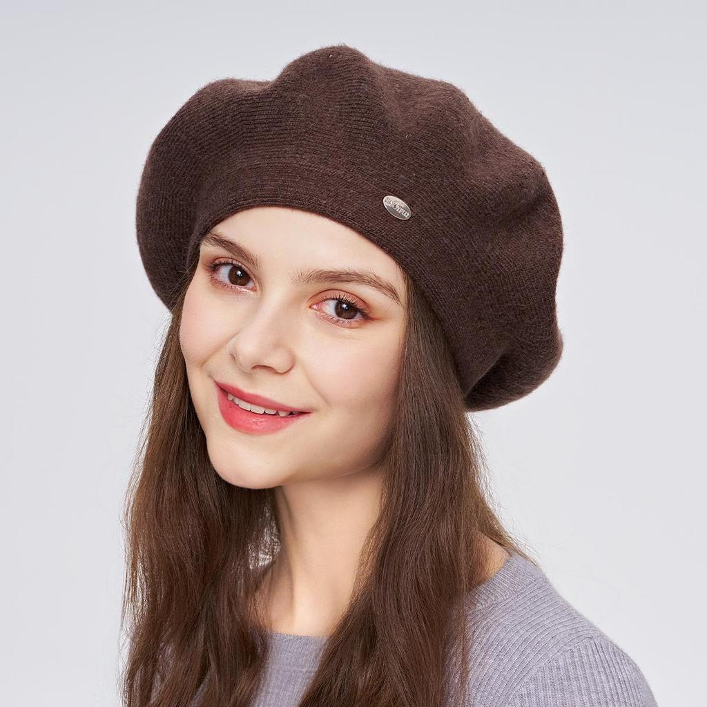 A Women's Beret Knitted Woolen Hat with Autumn and Winter Thick Ear Protection Wool Hat and Shiny Diamond Decoration