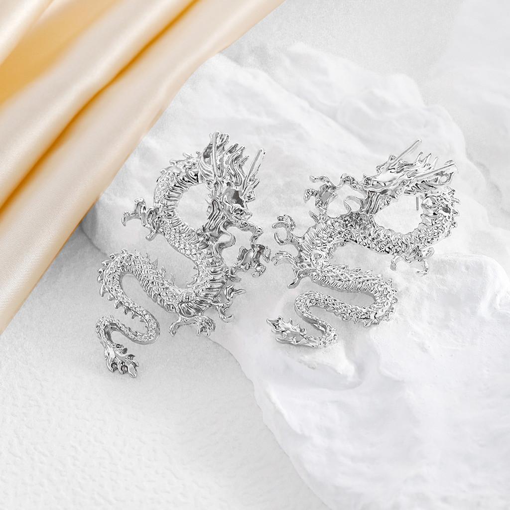 Alloy Exquisite Dragon Earrings European American Style Animal Ear Studs Women For