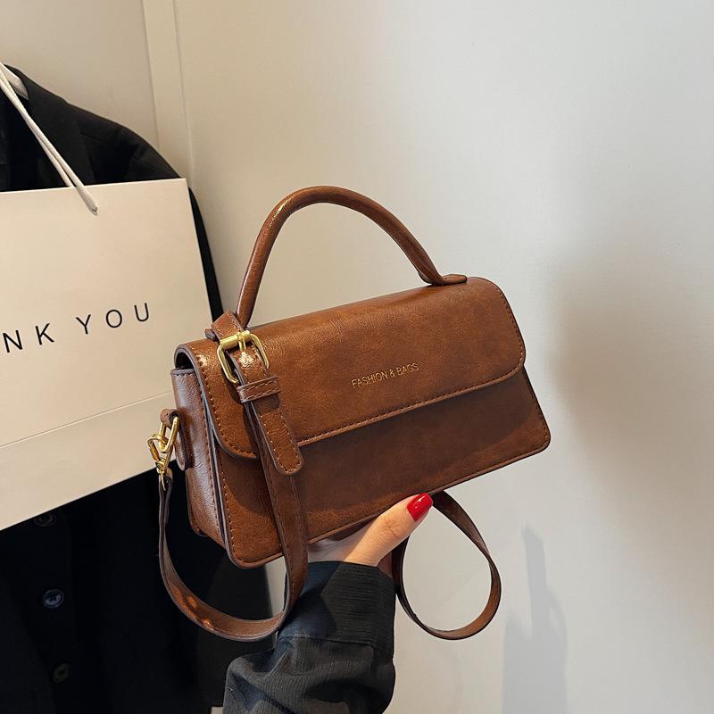 Retro small bag women's bag 2026 new fashion summer shoulder crossbody armpit bag women's portable small square bag