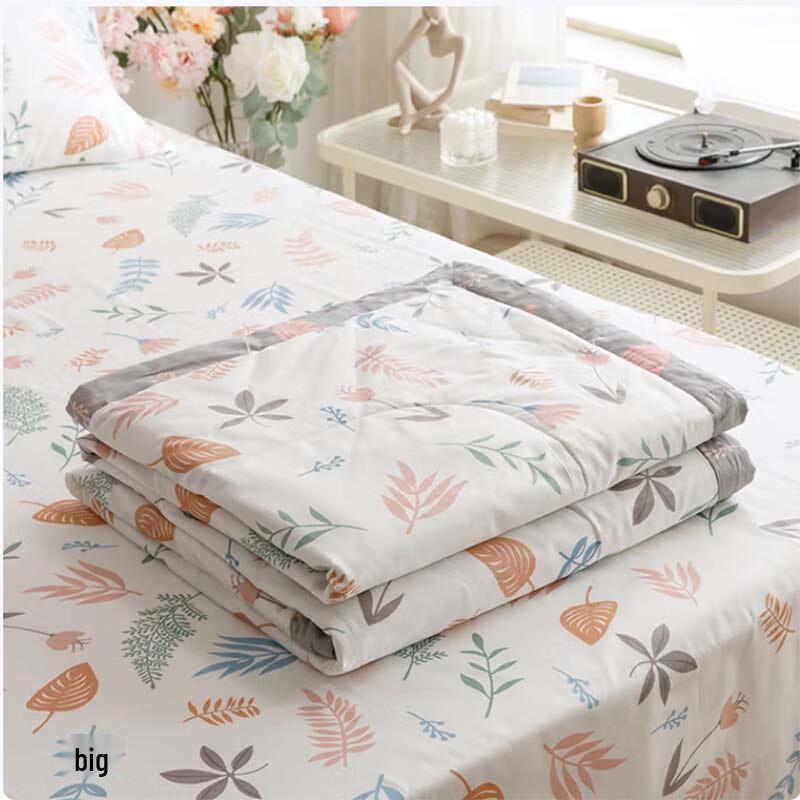 

Belleana Dora Garden Summer Quilt