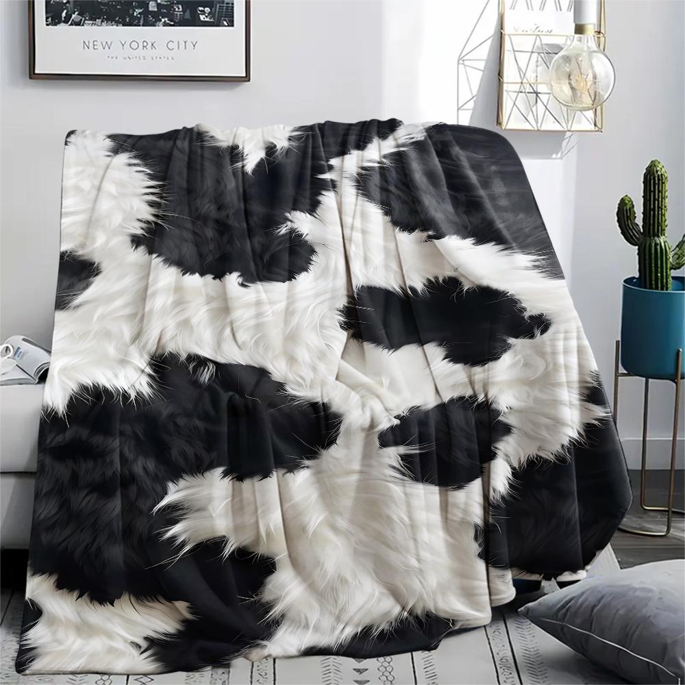 1Pc Rustic Cowhide Style Print Flannel Blanket, High Quality Comfortable for All Seasons, Home Decor, Warmth and Comfort, Perfect for Gifts