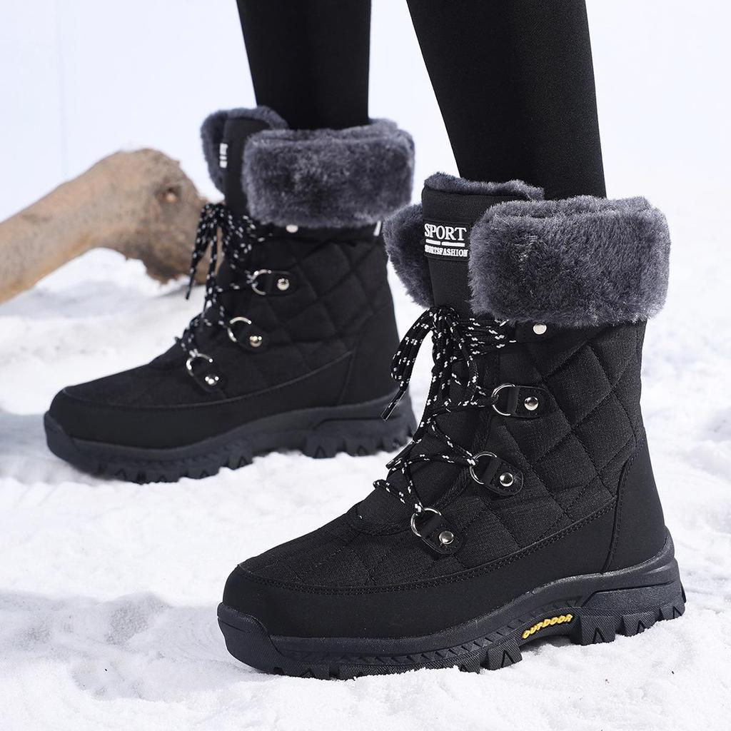 Women's Size 42 Warm Velvet-Lined Winter Snow Boots - Non-Slip, Wear-Resistant, Cold-Resistant Cotton Shoes.