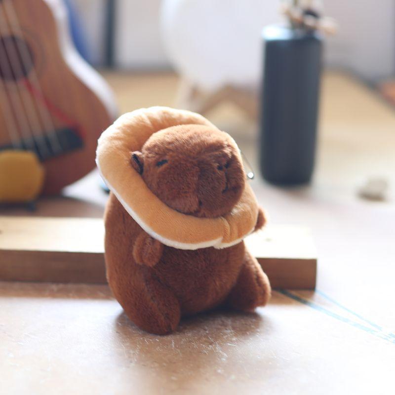 

Милая милая подвеска Капибала плюшевая игрушка кукла Капибара сумка подвесное украшение брелок кукла кукла 15cm